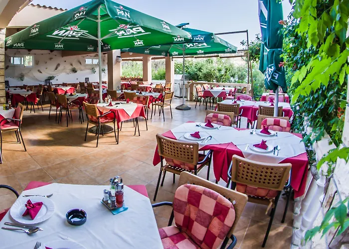 Tony Апартаменты Паг