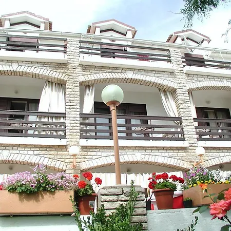 Tony Apartment Pag Town